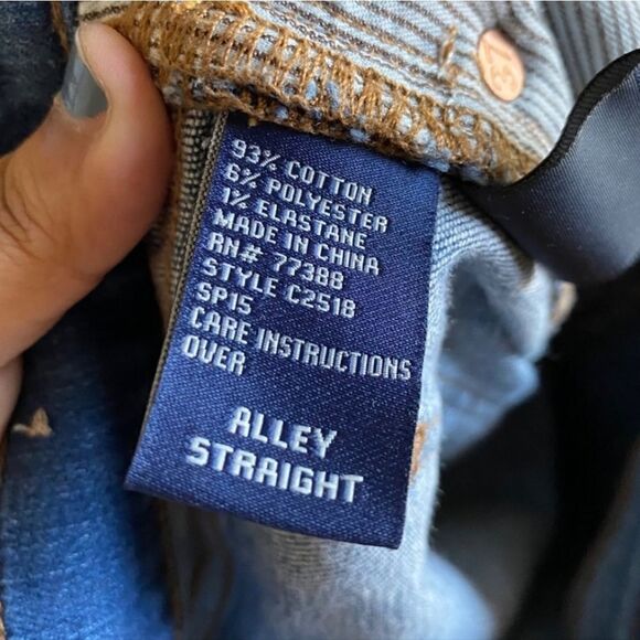 Madewell Alley Straight Mid Rise Raw Hem Jeans - Picture 11 of 13